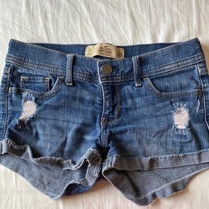 Hollister, Size 1 (25) Jean shorts